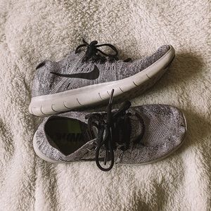 Nike Free Rn Flyknit